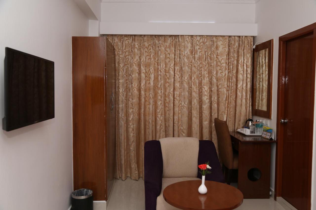 Sbk Park Inn Kanchipuram Ngoại thất bức ảnh
